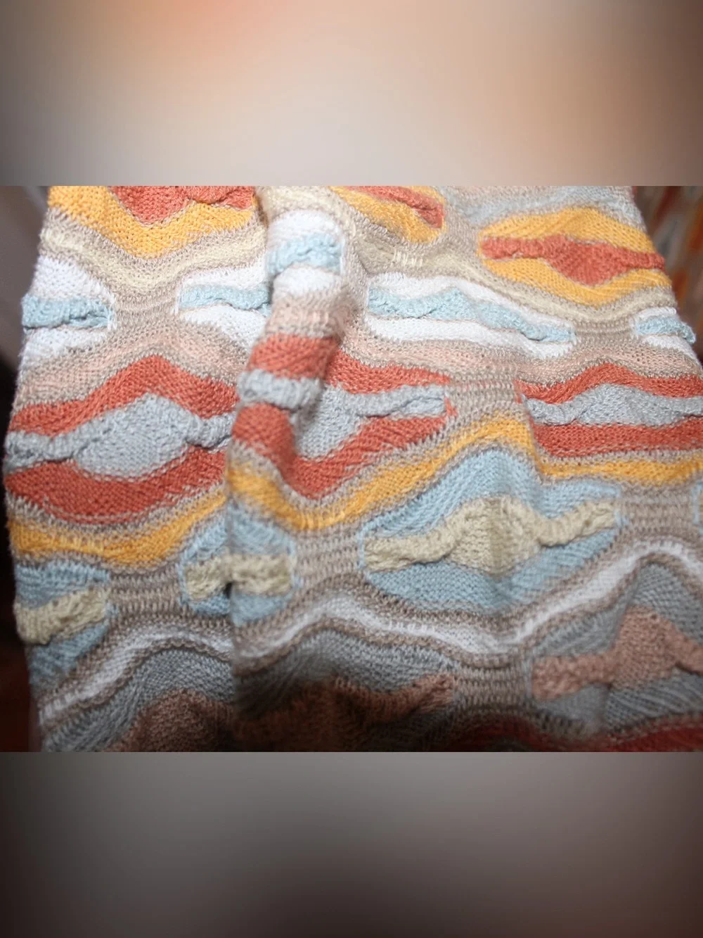 Vintage Thrifted COOGI Australia Men's Multicolor Wave-Pattern Cable Knit